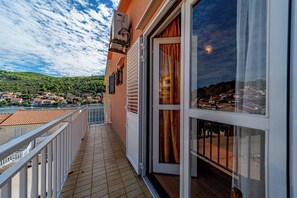 Apartment (A1) | Balcony