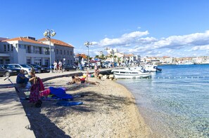 Beach - Apartments Vladimir (Vodice)