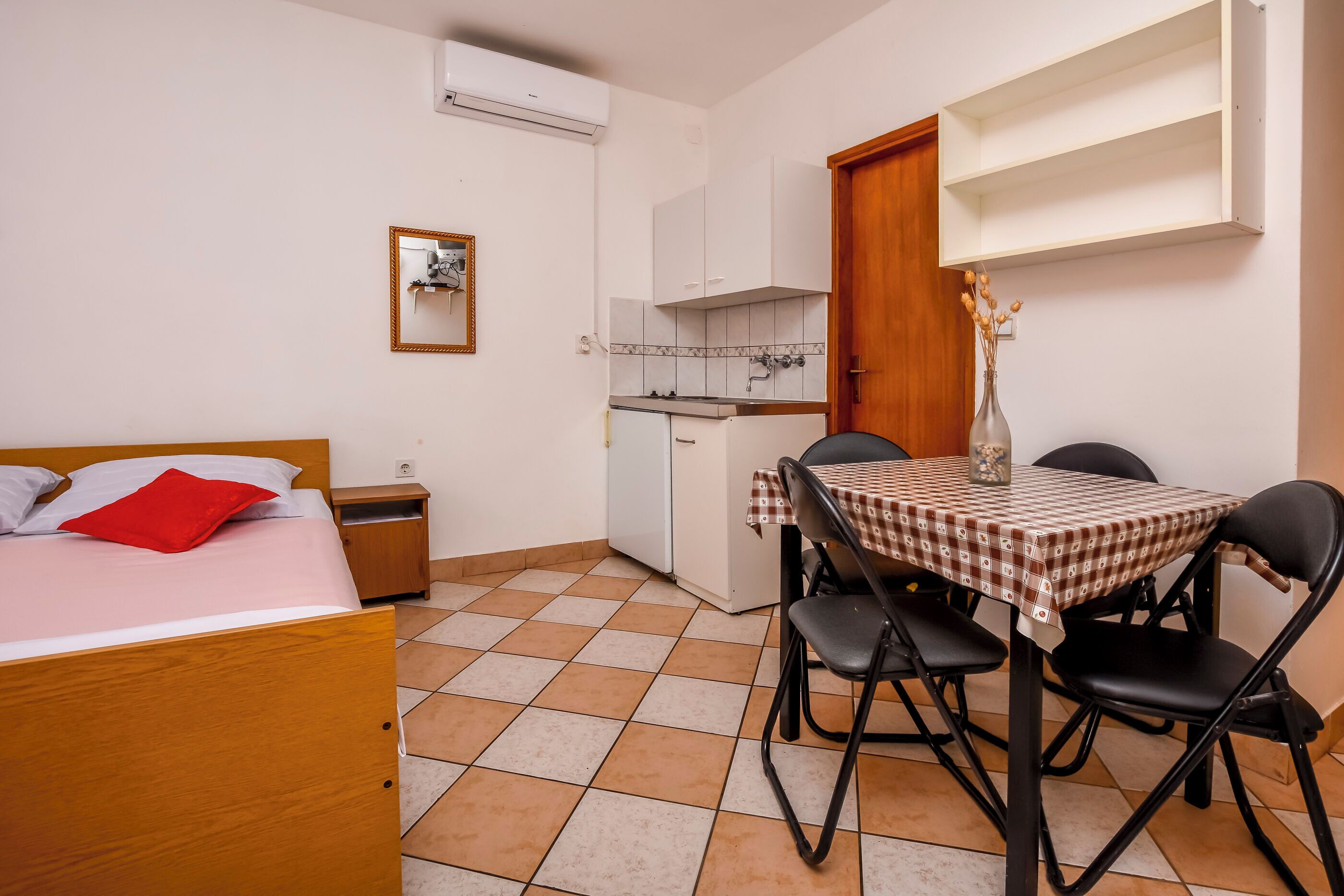 냉장고, 쿡탑, 커피/티 메이커, 전기 주전자