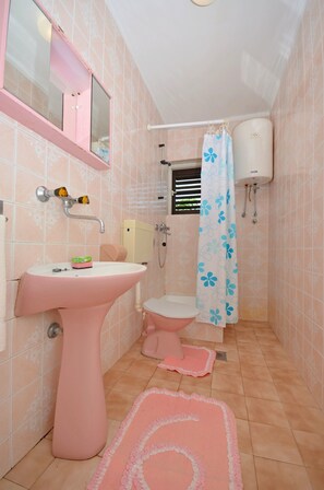 Bathroom - Apartments Marija Near Center (Vodice)