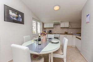 Dining - Apartments Manda (Vodice)