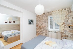 Apartment (A1)