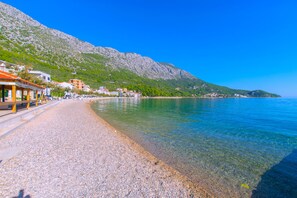Beach - Apartments Cosic (Podgora)