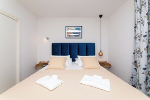 Apartment (A1) | Iron/ironing board, free WiFi, bed sheets