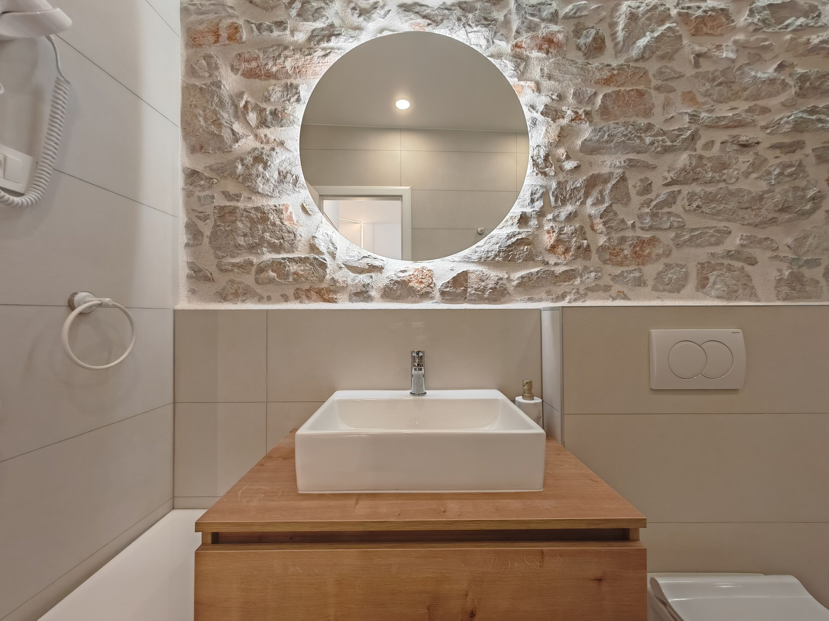 Apartment (A1) | Bathroom