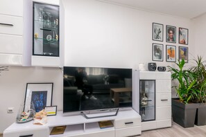 Apartment (A2) | Living room