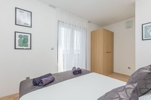 Apartment (A3) | Iron/ironing board, free WiFi