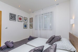 Apartment (A3) | Iron/ironing board, free WiFi