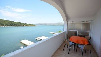 Apartment (A4) | Water view