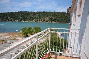 Water view - Apartments Zlatko (Sibenik)