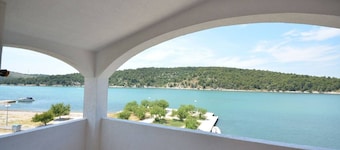 Apartments Zlatko