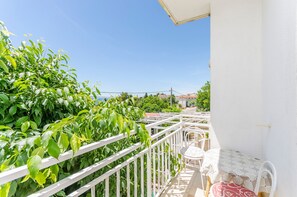 Balcony - Apartments Zora (Starigrad)