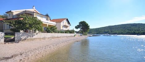 Playa en los alrededores