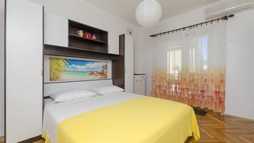 Wifi gratis y ropa de cama