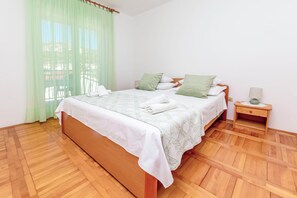Free WiFi - Apartments Toni (Primosten)