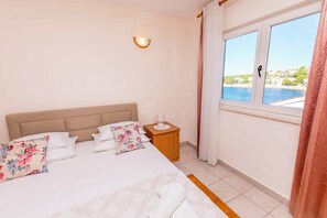 Free WiFi - Apartments Toni (Primosten)