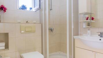 Apartment (A3) | Badezimmer