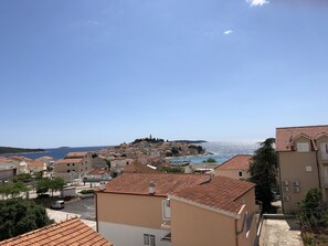 View from room - Apartments Pasko (Primosten)