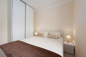 獨棟房屋 | 2 間臥室、客房內保險箱、熨斗/熨衣板、免費無線上網