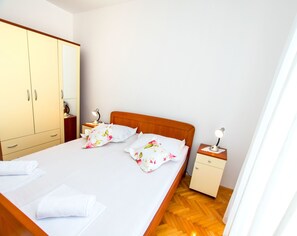 Wi-Fi gratuit, draps fournis