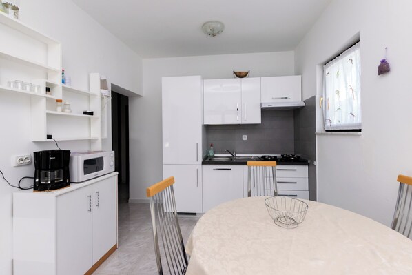 Apartment (A1) | Private kitchen