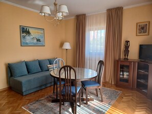 Apartment (A1) | Living area | TV