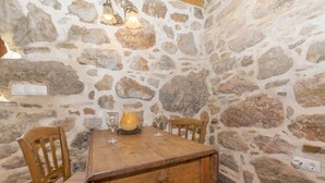 Dining - House Cottage (Lokva Rogoznica)