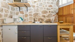 Private kitchen - House Cottage (Lokva Rogoznica)