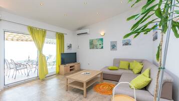 Apartment (A3) | Living room