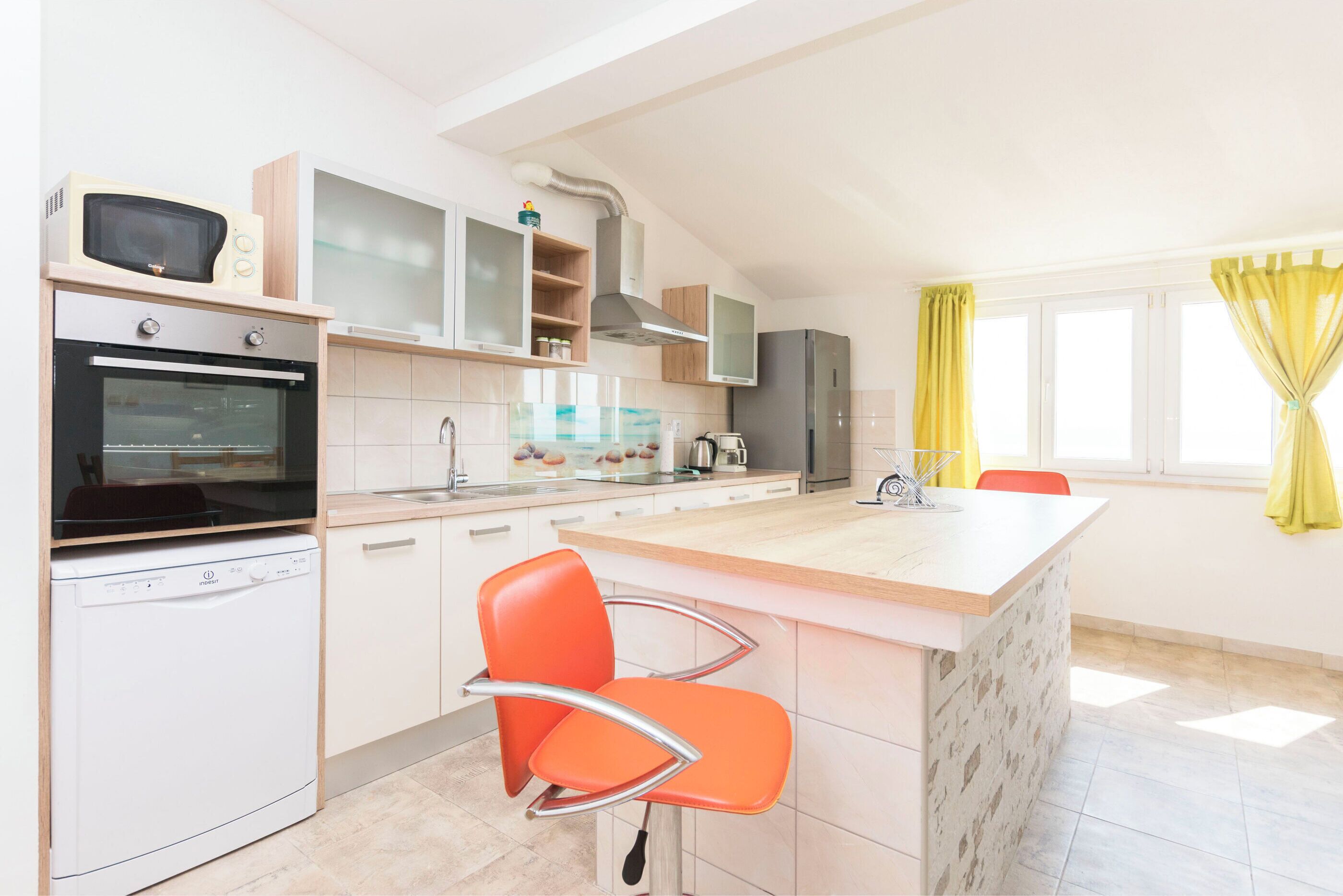 Appartamento (A3) | Cucina privata | Frigorifero, microonde, forno, piano cottura