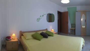 4 bedrooms, free WiFi