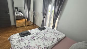 Apartment (A1) | 4 bedrooms, free WiFi