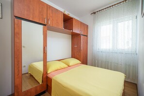Free WiFi - Apartment and Room Stefanija (Vodice)