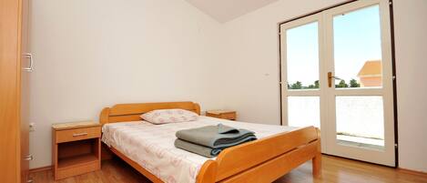 Wi-Fi de cortesia, roupa de cama