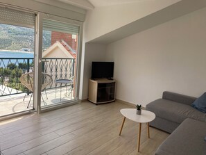 Apartment (A2) | Living room
