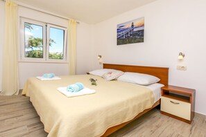 1 camera, Wi-Fi gratuito, lenzuola
