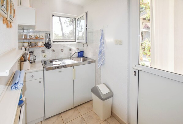 Studio (A1) | Interior