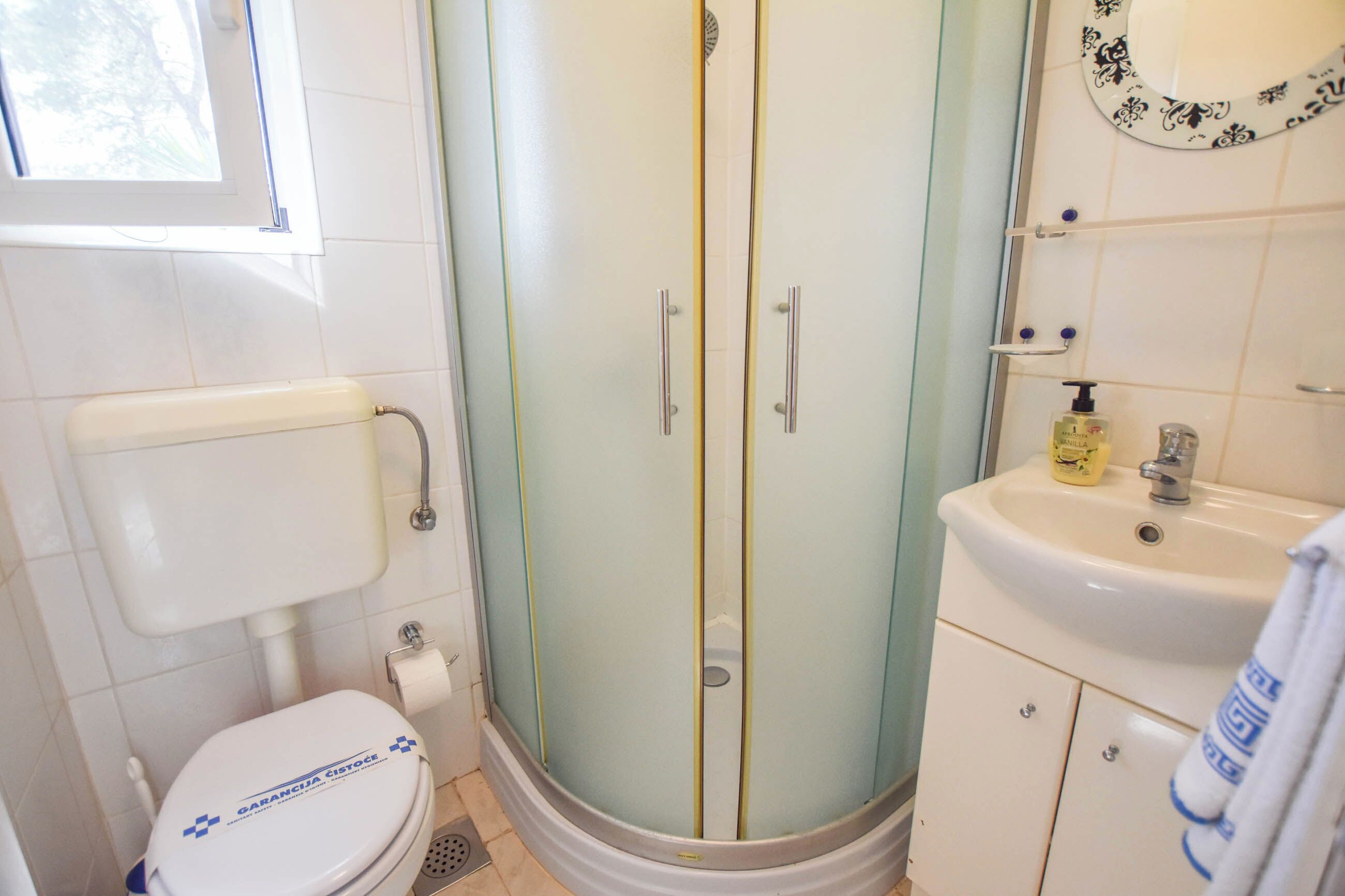 Studio (A1) | Bathroom | Towels