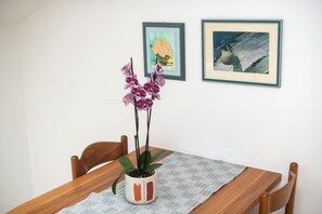 Studio (A5) | Restauration