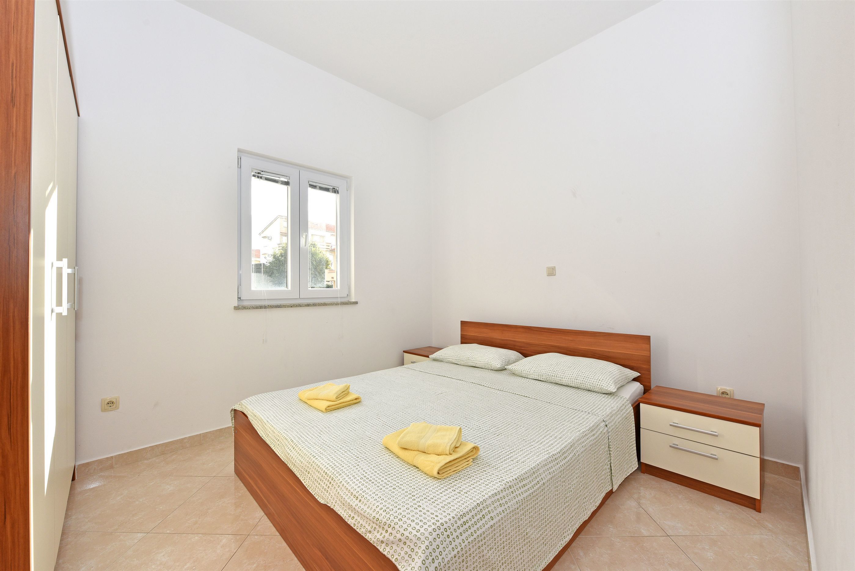 Apartment (A2)