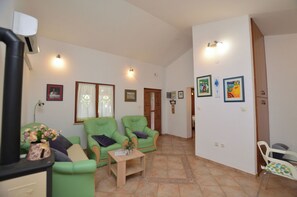 House | Living room | DVD player