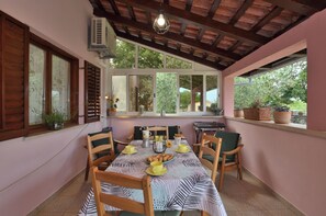 BBQ/picnic area