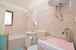 House | Bathroom