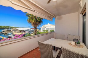 Apartment (A2) | Balcony