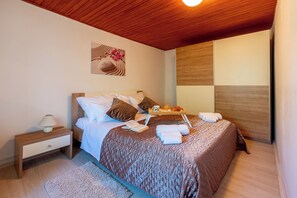 2 bedrooms, iron/ironing board, free WiFi, bed sheets - House Nevenka (Medulin)