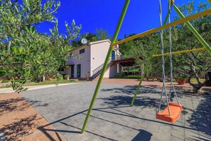 Building design - House Ljerka (Rab)