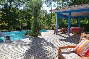 Outdoor pool, a heated pool - exceptional, quiet, golf on 27 holes character villa, heated pool (Biscarrosse)