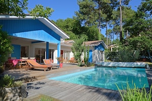 Outdoor pool, a heated pool - exceptional, quiet, golf on 27 holes character villa, heated pool (Biscarrosse)