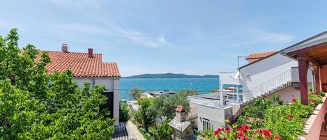 Apartment (A1) | Property grounds