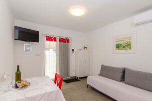 Apartment (A3) | Living room